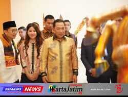 Kapolri Hadiri Pembukaan Pameran Nasirun “Bersimpuh di Kaki Para Guru” di Galeri Nasional Indonesia