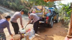 Polres Trenggalek Pasok Ribuan Liter Air Bersih Pakai Mobil Patroli Modifikasi