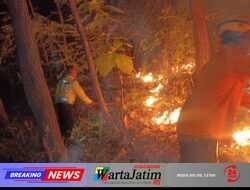 Sinergi Polsek Bungkal Bersama Tim Gabungan Berhasil Jinakkan Karhutla di Ponorogo
