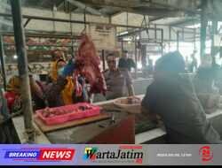 Bersama Satgas Pangan, Kapolsek Grogol Pantau Langsung Kondisi Sembako di Pasar Gringging