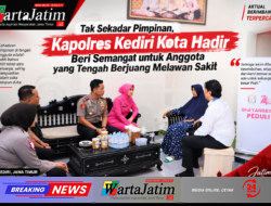 Tak Sekadar Pimpinan, Kapolres Kediri Kota Hadir Beri Semangat untuk Anggota yang Tengah Berjuang Melawan Sakit