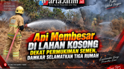 Api Membesar di Lahan Kosong Dekat Permukiman Semen, Damkar Selamatkan Tiga Rumah
