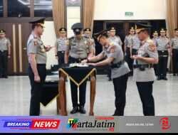 Kapolri Pimpin Sertijab Kakorlantas dan Tiga Kapolda di Mabes Polri