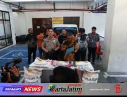 Polda Jatim Ungkap Dugaan Penipuan dan Penggelapan 185 Ton Gula, 11 Tersangka Diamankan