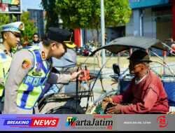 Rangkul Abang Becak, Polres Ponorogo Wujudkan Semangat ‘Polisi Bersama Masyarakat’ Tanpa Sekat