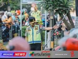 Kapolda Jatim Turun Langsung Pantau Pelayanan Lalu Lintas di Surabaya