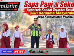 Sapa Pagi di Sekolah, Kapolsek Kandat Tegaskan Komitmen Polri Bersama Masyarakat Jaga Keselamatan Pelajar